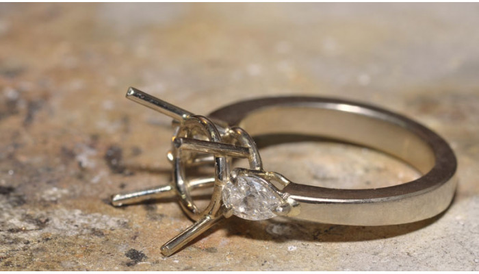 ANATOMY OF A RING: 5 TERMS YOU SHOULD KNOW